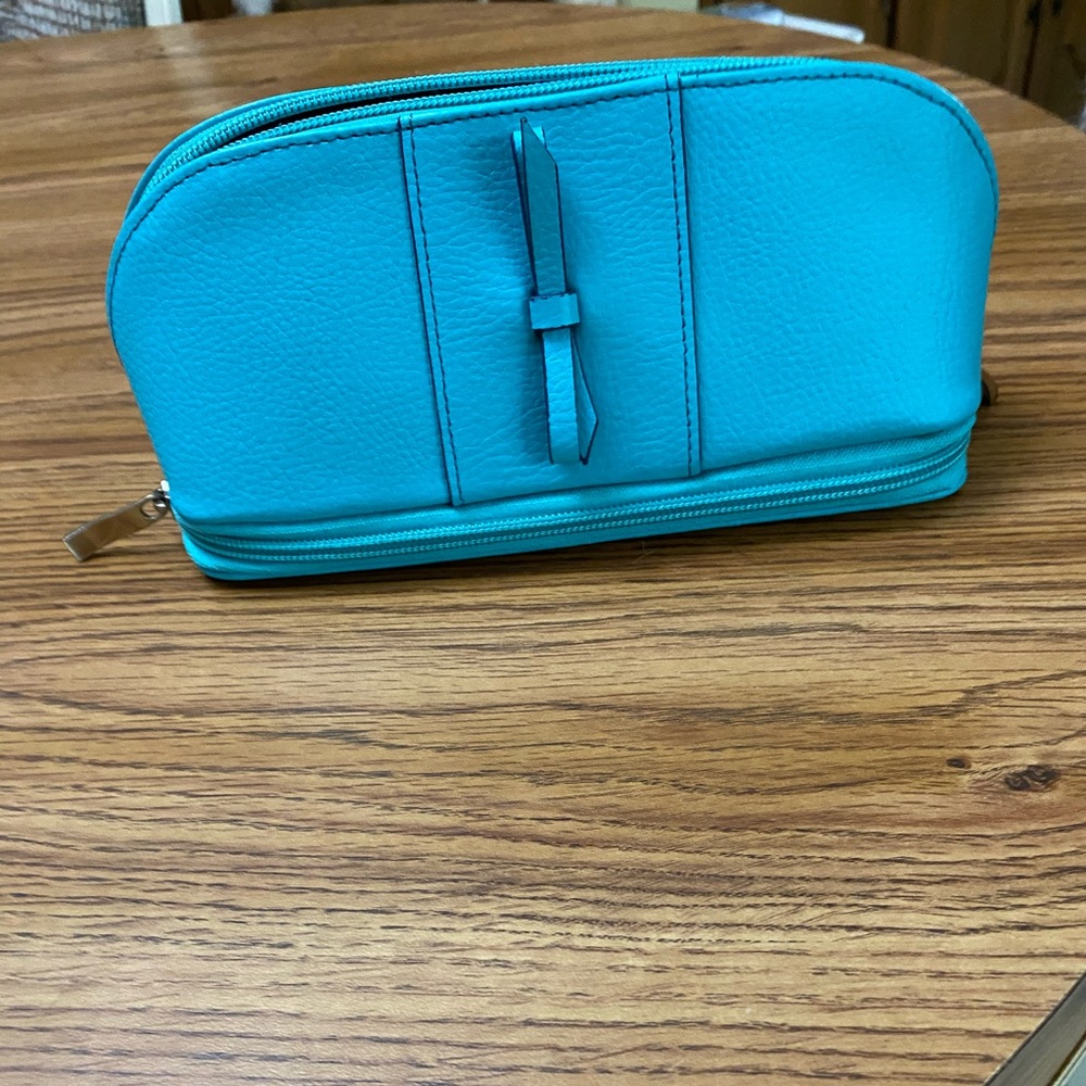 Travel makeup/jewelry case